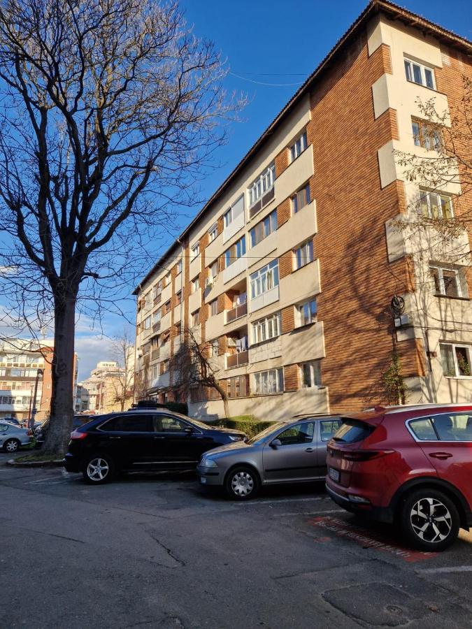 Apartament Victoria Apartamento Târgu Jiu Exterior foto